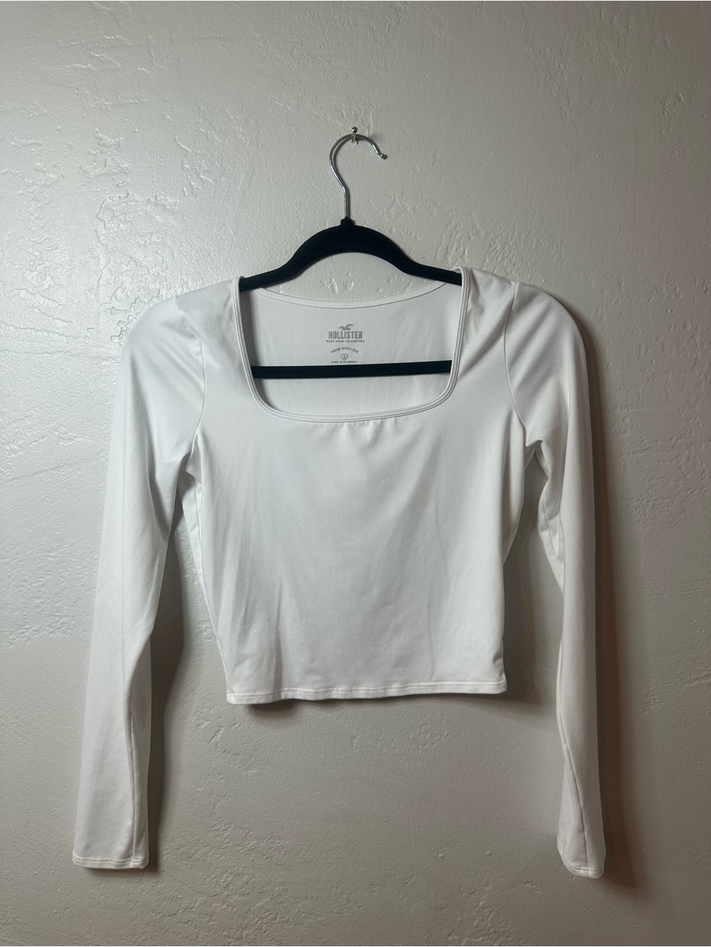 Hollister White Square-Neck Long Sleeve Crop Top